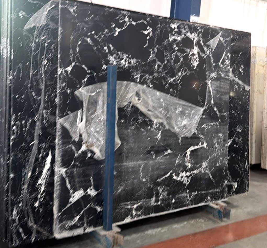 Artificial Black Marquina Calacatta
